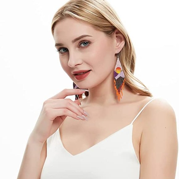 Long Abstract Sunset Scenery Beaded Earrings Pink Purple Orange Black Seed Beads - Picture 5 of 10